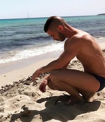 cute gay boy 5b8bf3f824fcb.jpg