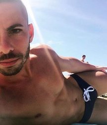 cute gay boy 5b8bf3fc3b13a.jpg