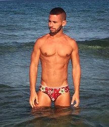 cute gay boy 5b8bf40c83027.jpg