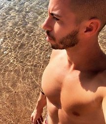 cute gay boy 5b8bf414e62b6.jpg