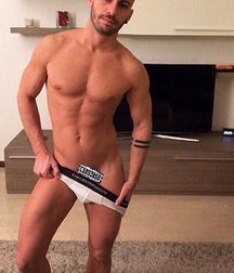 cute gay boy 5b8bf41d4c27b.jpg