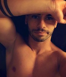 cute gay boy 5b8bf4233b79f.jpg