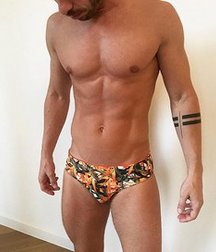 cute gay boy 5b8bf42db901b.jpg