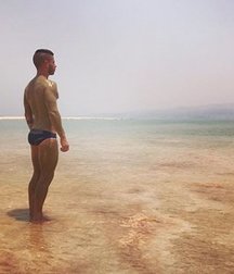 cute gay boy 5b8bf42f7a57f.jpg