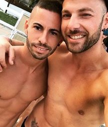 cute gay boy 5b8bf435cdca5.jpg