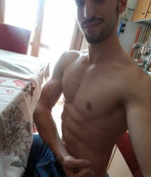Hot boy muscle 5ba3a92bf3d00.jpg