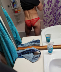 Hot boy muscle 5ba3a9ec73bb8.jpg