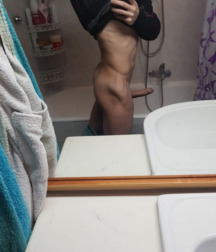 Hot boy muscle 5ba3a9fe3b651.jpg