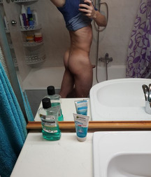 Hot boy muscle 5ba3aa5defd85.jpg