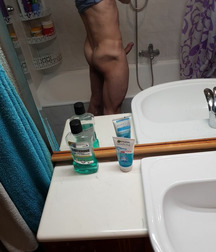 Hot boy muscle 5ba3aa70b33d5.jpg