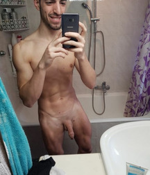 Hot boy muscle 5ba3aaa2b3542.jpg