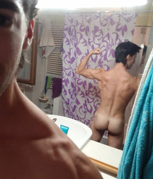Hot boy muscle 5ba3aab7528ca.jpg