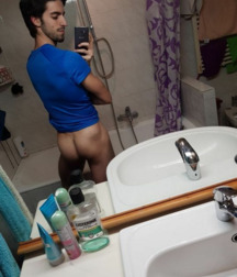 Hot boy muscle 5ba3aac56a962.jpg