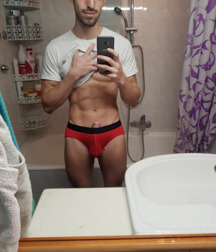 Hot boy muscle 5ba3aacbcee3d.jpg