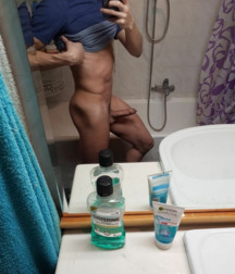 Hot boy muscle 5ba3aad276d05.jpg