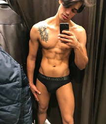 HOT BOY LATIN MODEL  5bdb3f4e0fa9a.jpg