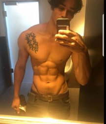 HOT BOY LATIN MODEL  5bdb3f54ed42b.jpg