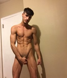 Hot Boy Porn - Jay James 5bfa8261a26cd.jpg
