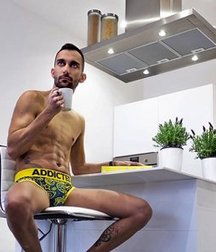 Sweet Bottom Boy  5c09688555f3a.jpg