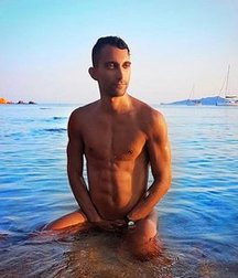 Sweet Bottom Boy  5c0968b96aee5.jpg