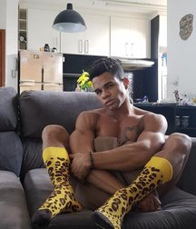 Hot Latin William Ricardo 5c76ed42ec479.jpg