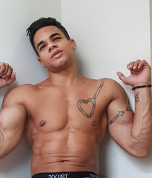 Hot Latin William Ricardo 5c76ed57215e0.jpg