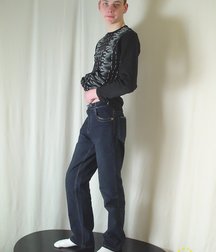 Adrian 5bbdedf53346b.jpg