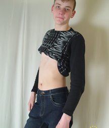 Adrian 5bbdedfeb4869.jpg