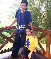 Age & Chris 5bbdf4261c42d.jpg