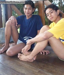 Age & Chris 5bbdf431b8f36.jpg