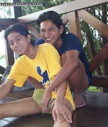 Age & Chris 5bbdf43a67cd7.jpg