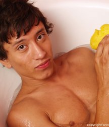 Alejandro 5bbdfd6a944a6.jpg