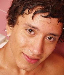 Alejandro 5bbdfd95e8e96.jpg