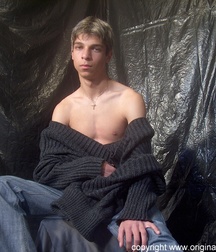 Aleksander 5bbe00cb2a1c1.jpg