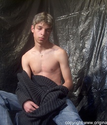 Aleksander 5bbe00cc72a51.jpg