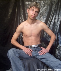 Aleksander 5bbe00d2f0726.jpg