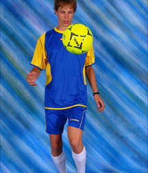Ball boy 5bbe11bb20fbe.jpg
