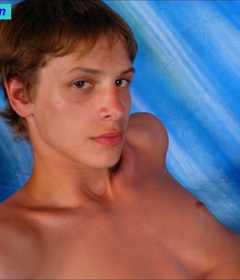 Ball boy 5bbe127a61d04.jpg