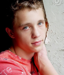 Alexandr 5bbe55d2bb654.jpg