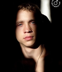 Alexandr 5bbe5675c033b.jpg