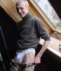 Andy 5bbe8f6b5e418.jpg