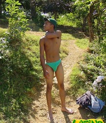 Aneudy 5bbe917118a67.jpg