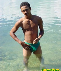 Aneudy 5bbe917dd98fc.jpg