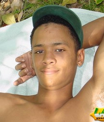 Aneudy 5bbe91b61dd2b.jpg
