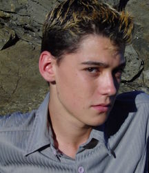 Raul @ beach 5a91fcfd60012.jpg