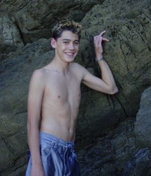 Raul @ beach 5a91fd1ade75a.jpg