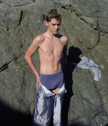 Raul @ beach 5a91fd21d69af.jpg