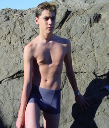 Raul @ beach 5a91fd263ae39.jpg