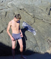Raul @ beach 5a91fd29b979d.jpg