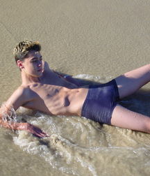 Raul @ beach 5a91fd4d59b5a.jpg